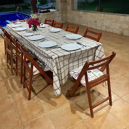 Voula Villa