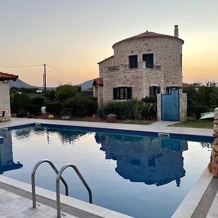 Voula Villa *
